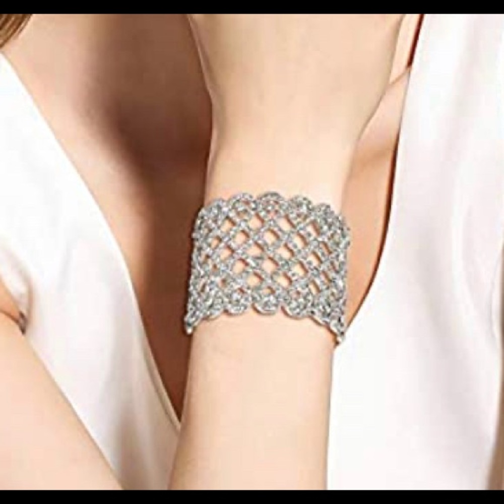 Art Deco Love Knot Stretch Bracelet - Crystal